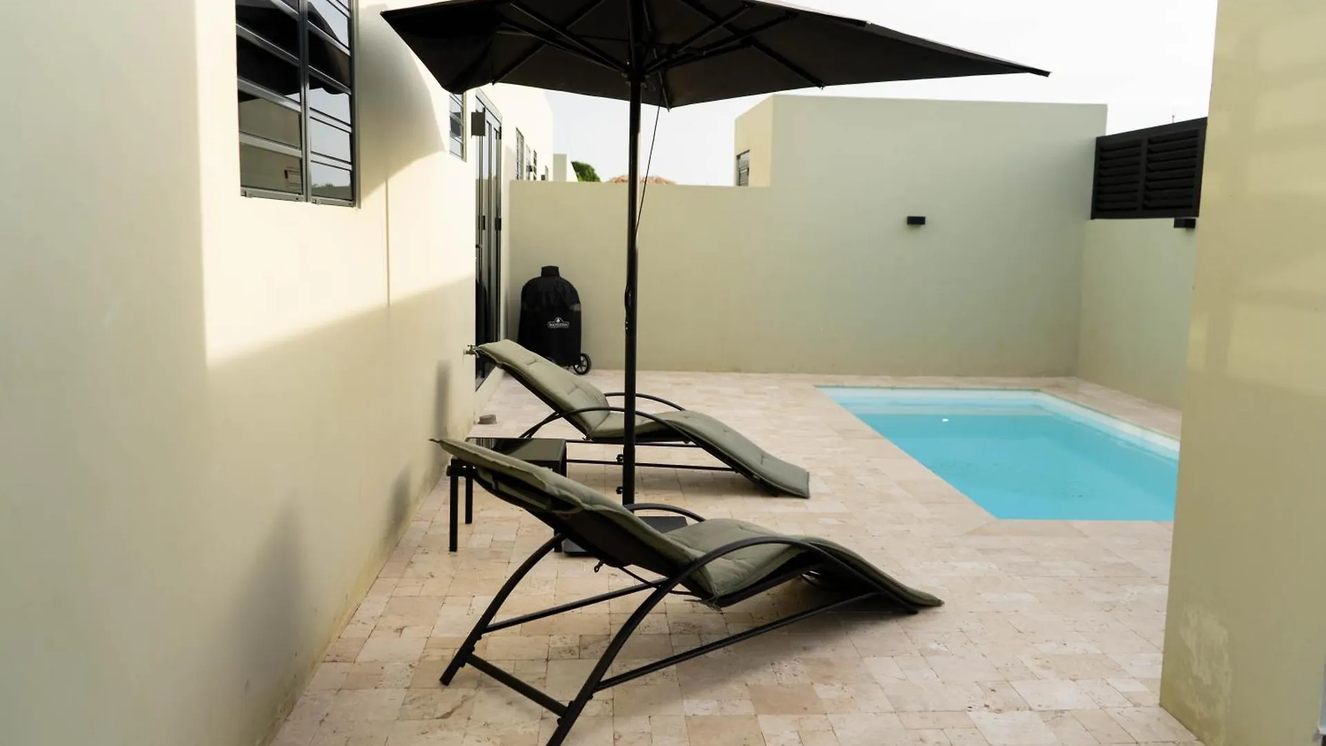 Elisabeth Residence Mambo Beach Dominguito 0*,  Curacao