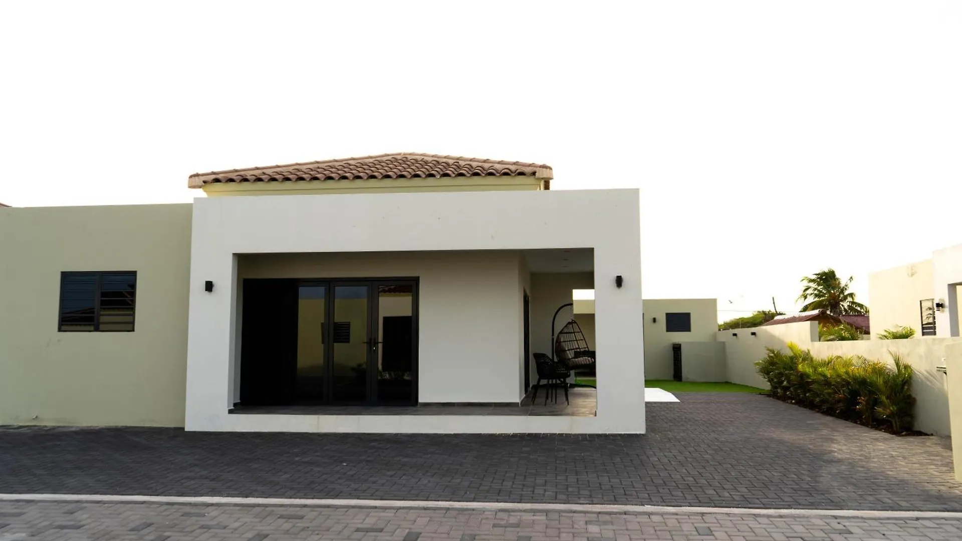 Elisabeth Residence Mambo Beach Dominguito Holiday home